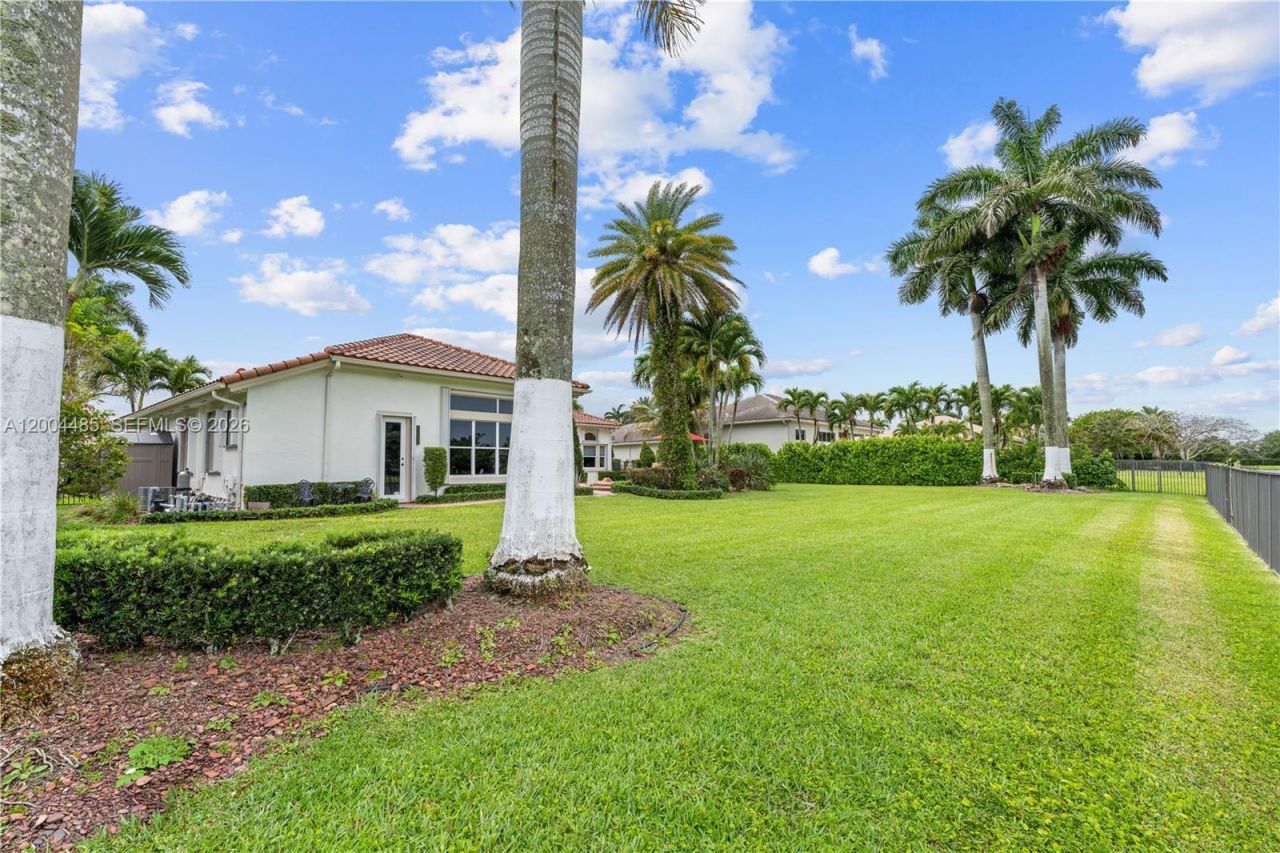 14857 SW 38th St, Davie, FL 33331 Photo