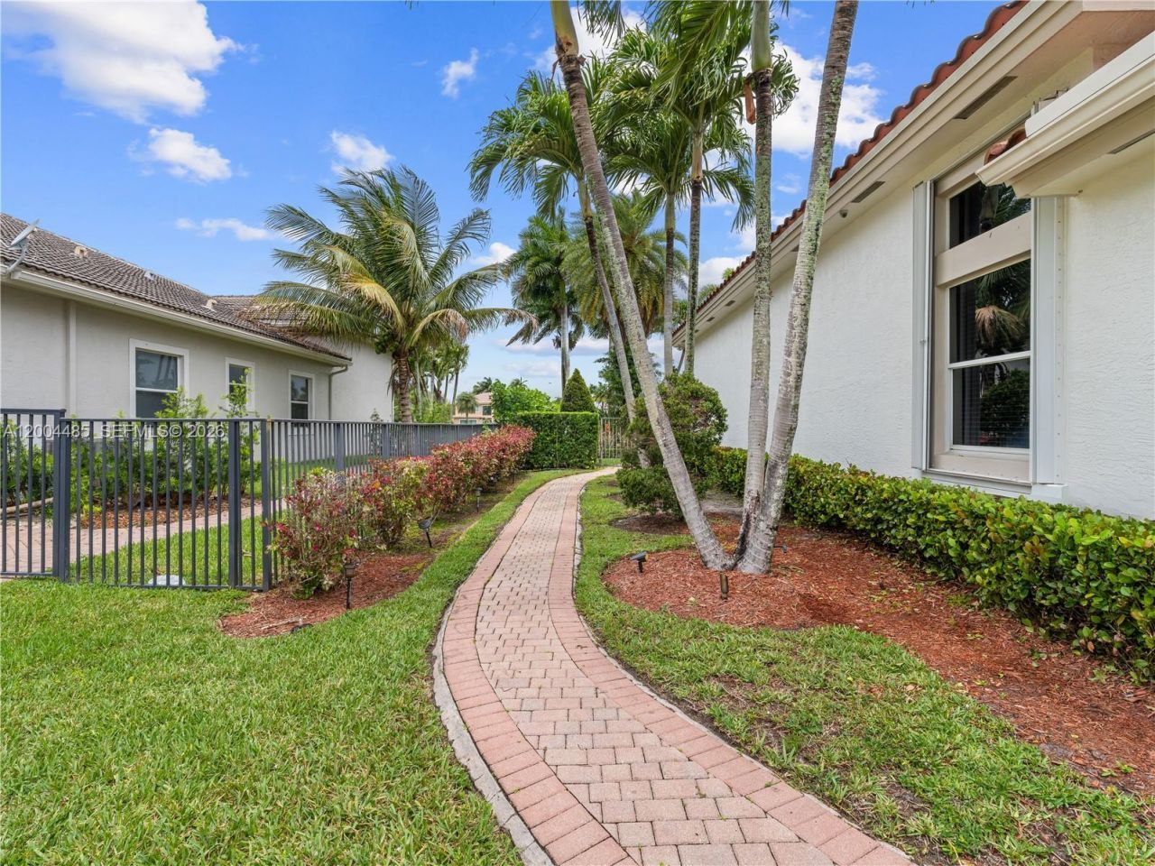 14857 SW 38th St, Davie, FL 33331 Photo