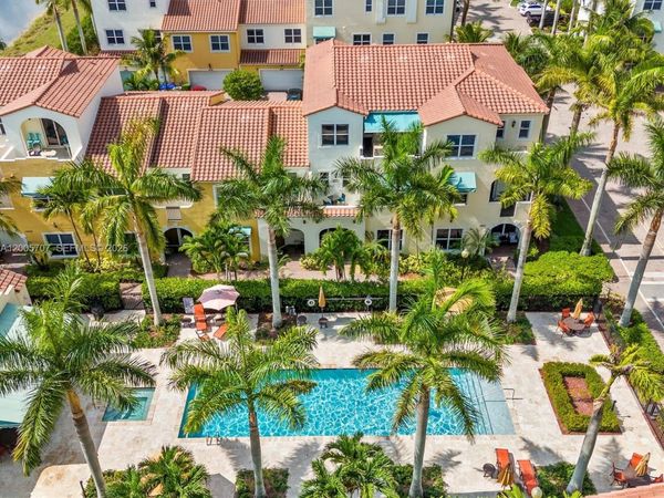 12417 NW 17th Mnr , Pembroke Pines, FL 33028