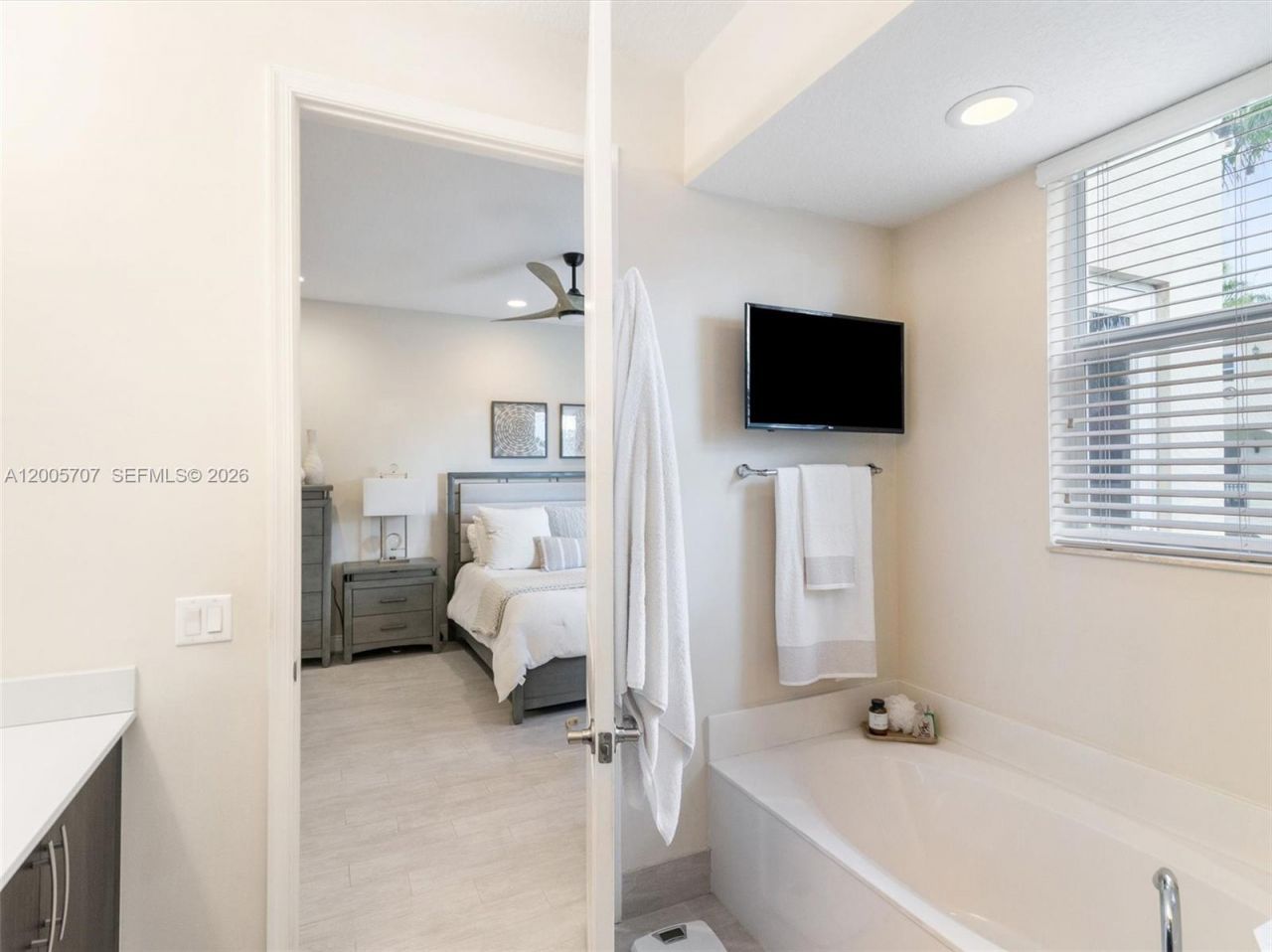 12417 NW 17th Mnr, Pembroke Pines, FL 33028 Photo