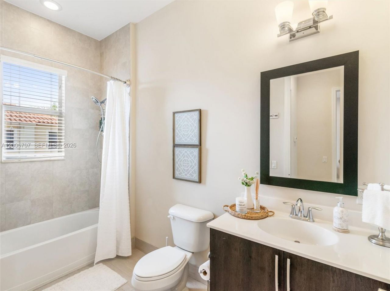 12417 NW 17th Mnr, Pembroke Pines, FL 33028 Photo