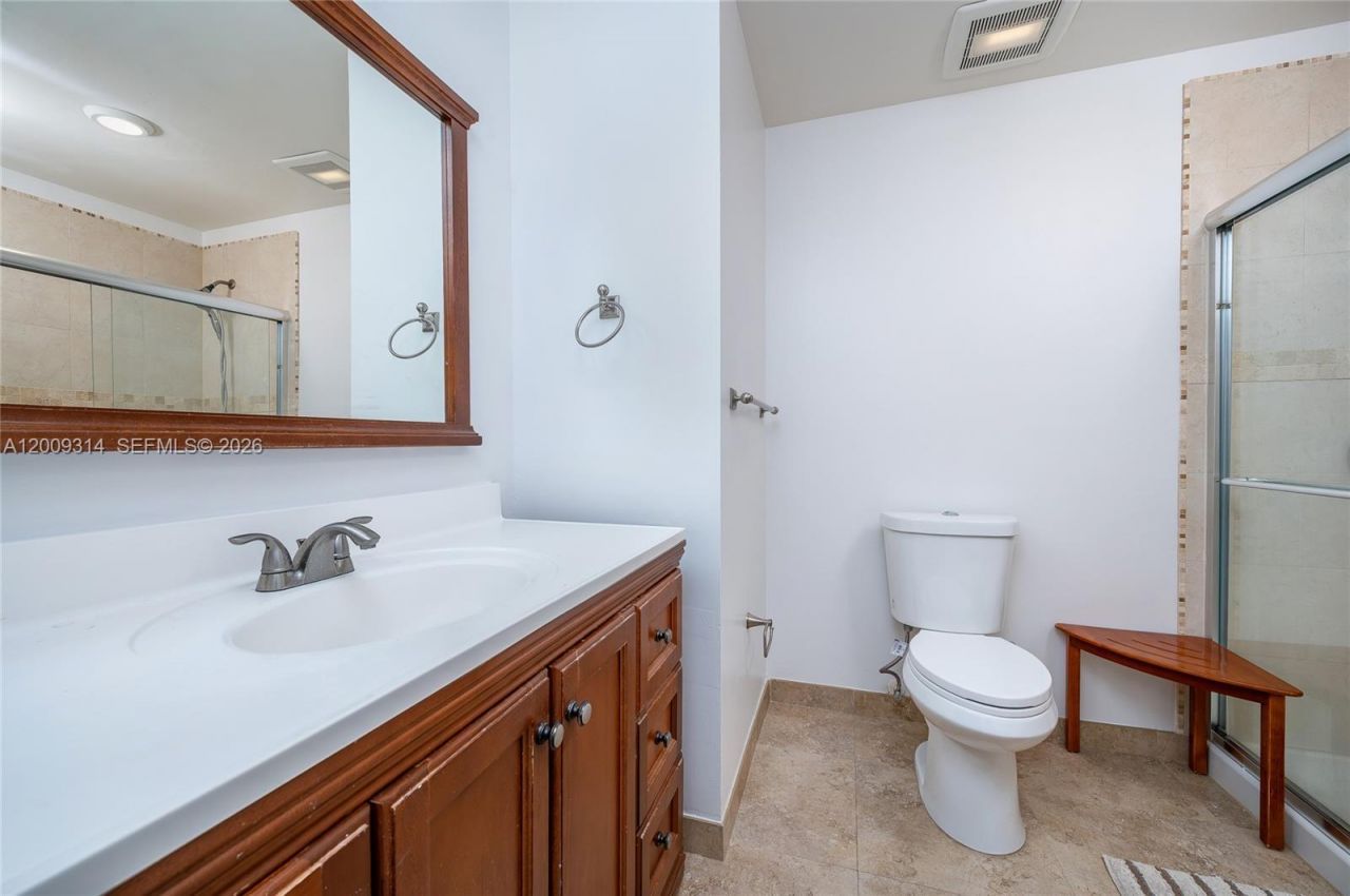 13753 SW 160th Ter , Miami, FL 33177 Photo