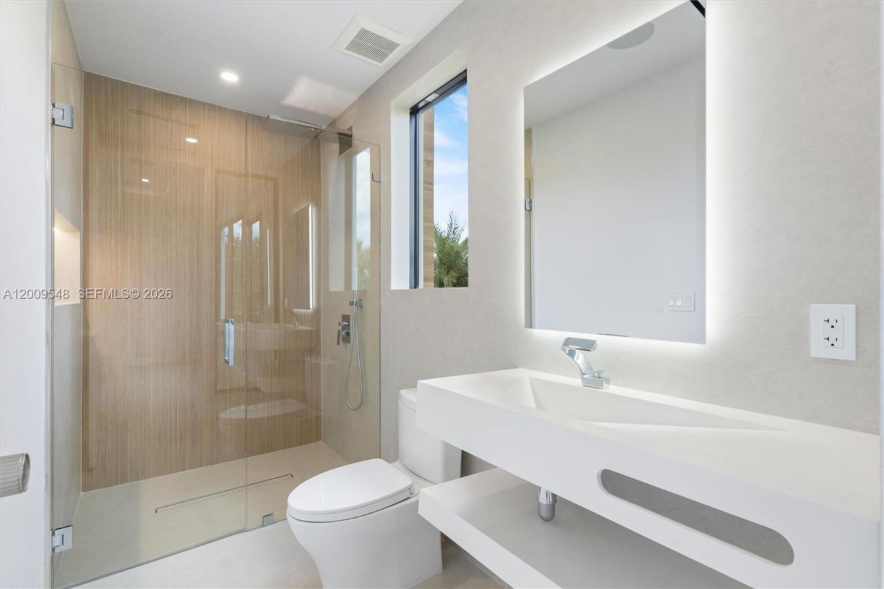 201 NE 27th Dr, Wilton Manors, FL 33334 Photo