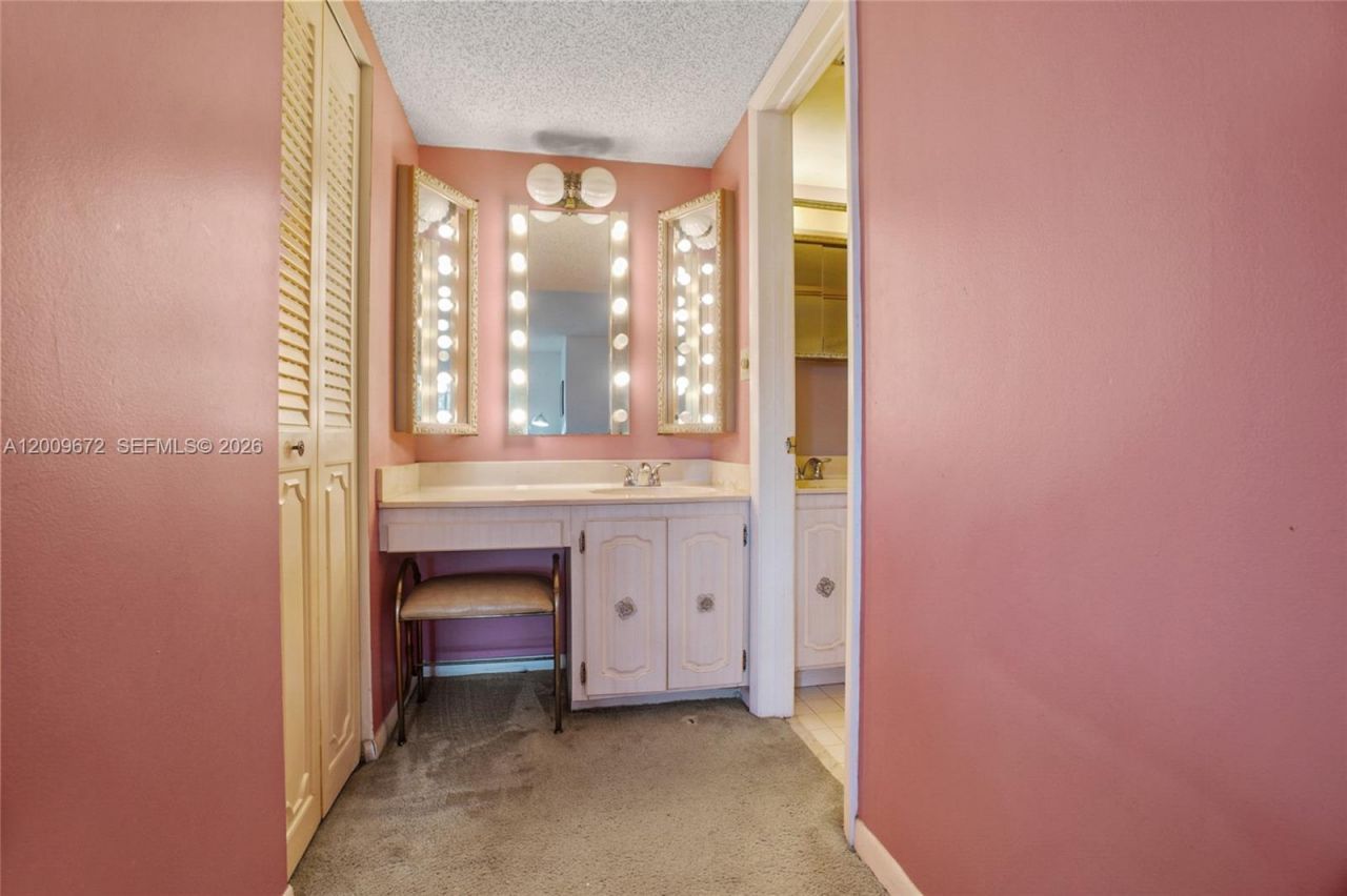 3940 Inverrary Blvd , Unit 304-A, Lauderhill, FL 33319 Photo