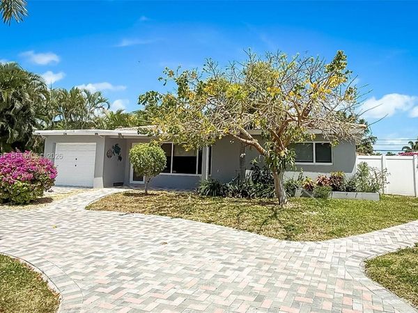 321 NE 29th St , Boca Raton, FL 33431
