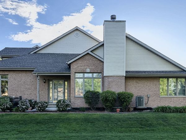 6620 Pond View Drive, Tinley Park, IL 60477