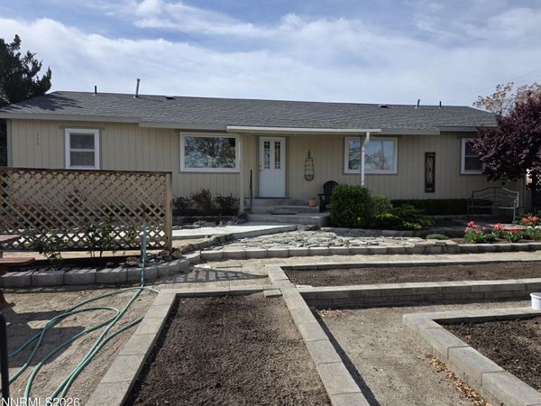 359 E Street, Hawthorne, NV 89415