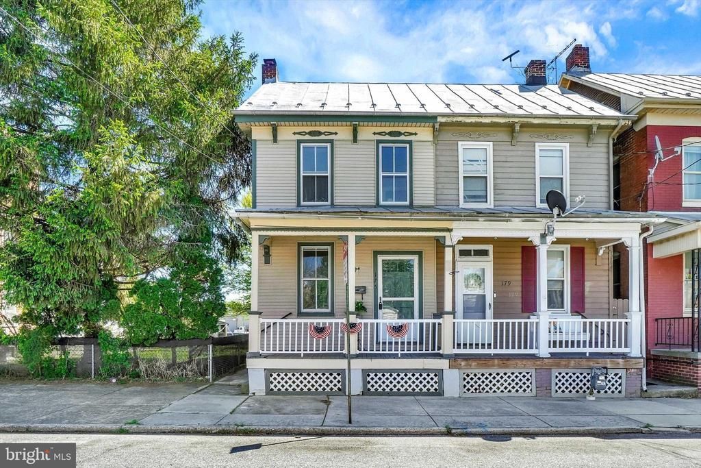 175 S East Street, Spring Grove, PA 17362 Main Photo