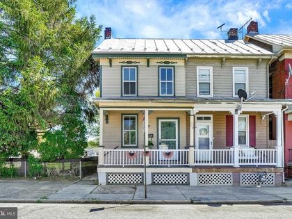 175 S EAST STREET Spring Grove, PA 17362