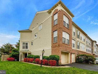 23418 SPICE BUSH TERRACE, BRAMBLETON, VA 20148