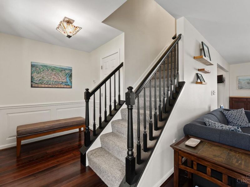 8586 Sunmont Drive, Anderson Twp, OH 45255 Photo 9