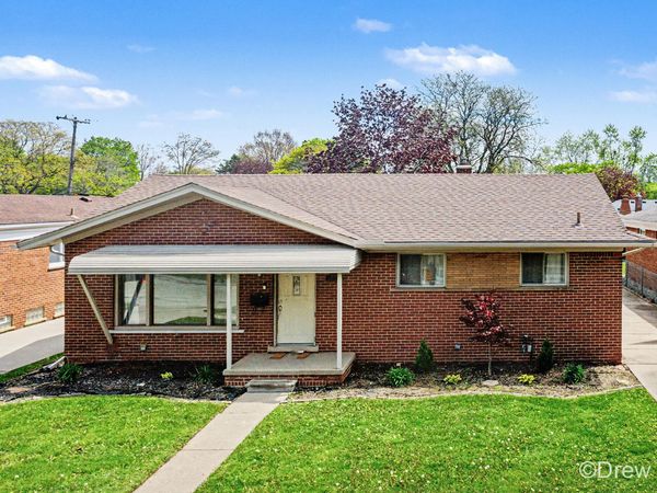 1797 Newman Drive, Trenton, MI 48183