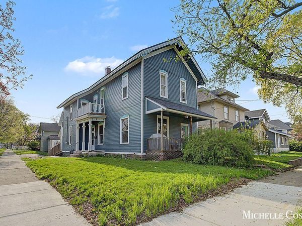 134 Indiana Avenue SW, Grand Rapids, MI 49504