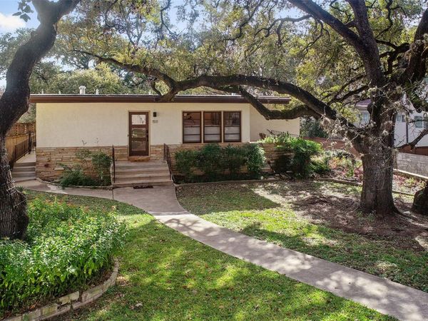 1511 Chelsea LN, Austin, TX 78704