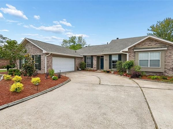 892 CROSS GATES Boulevard , Slidell, LA 70461
