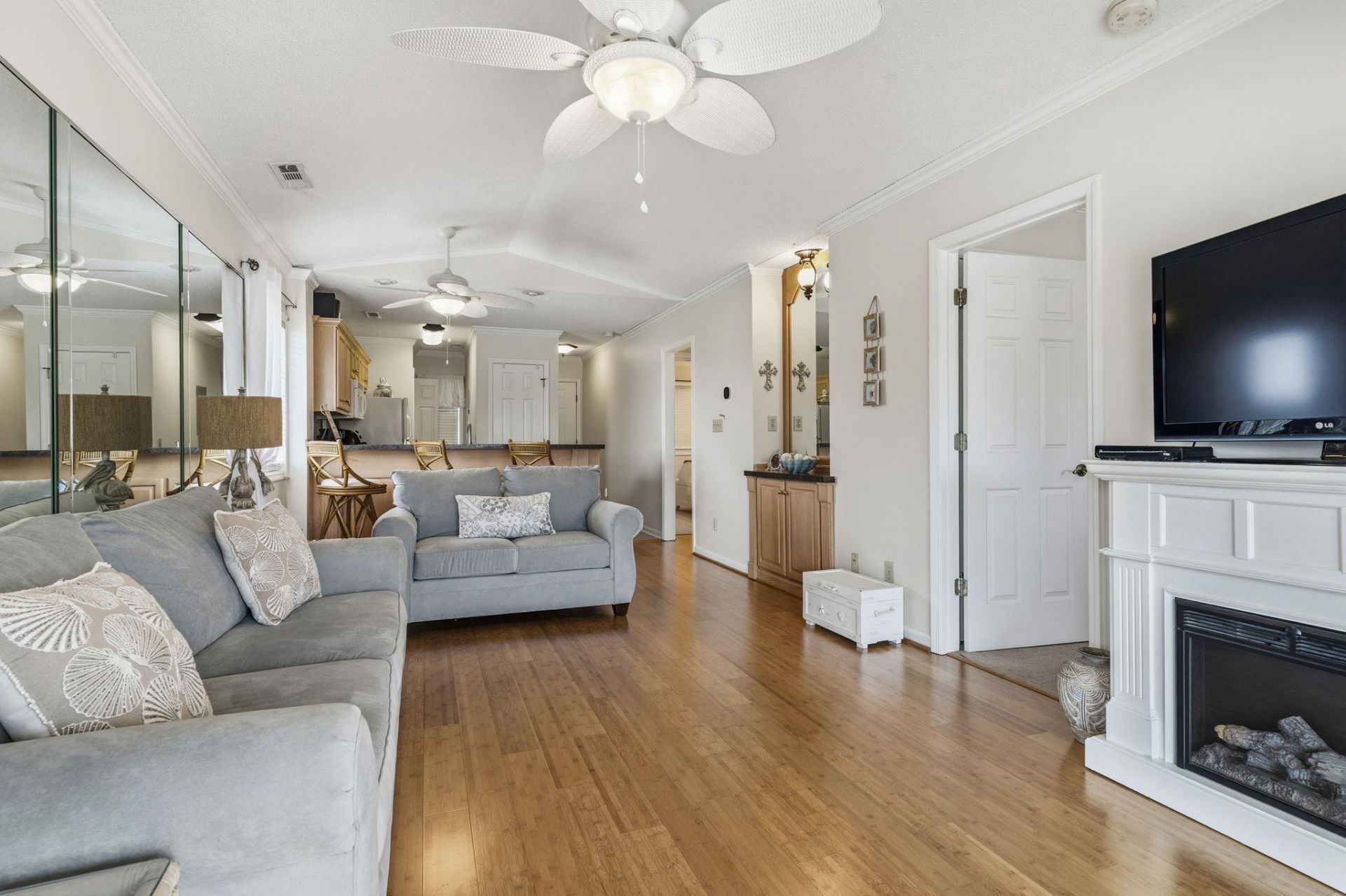 214 Landing Rd. Photo 6