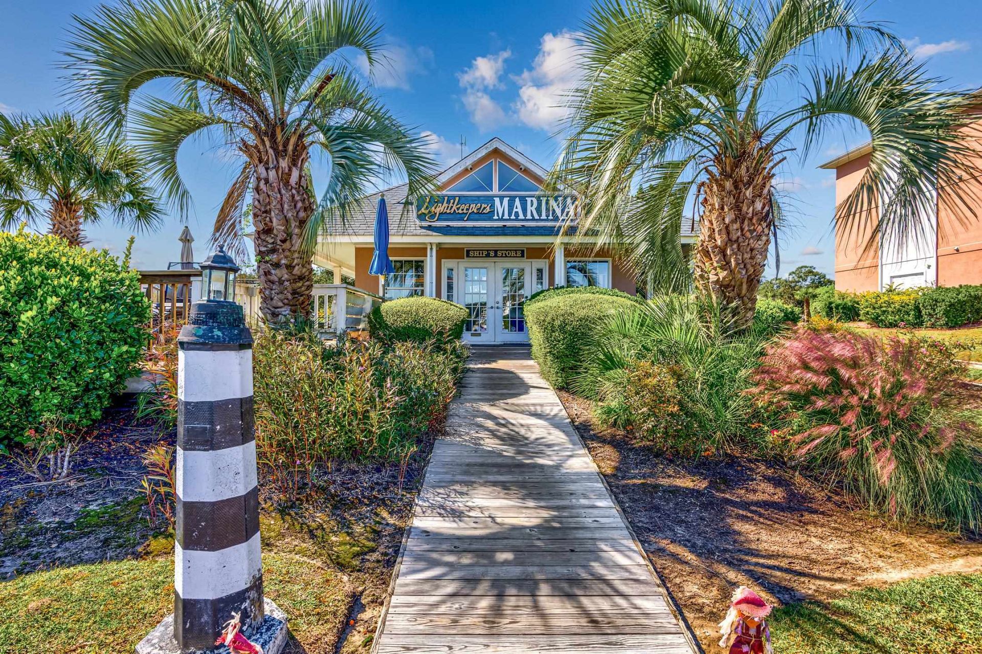 4633 Lightkeepers Way Photo 36