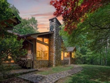 1171 Dogwood Lane, Mineral Bluff, GA 30559