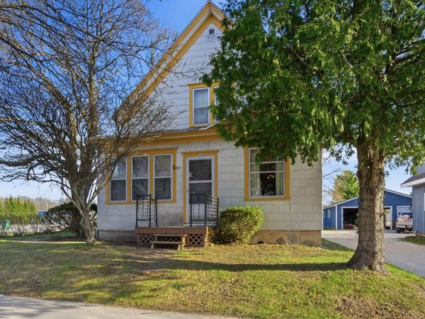 464 E Rhine St, Elkhart Lake, WI 53020