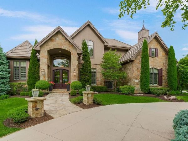 4600 W 146th Street, Overland Park, KS 66224