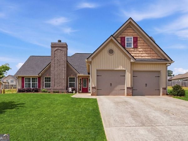 346 River Mist Circle, Jefferson, GA 30549