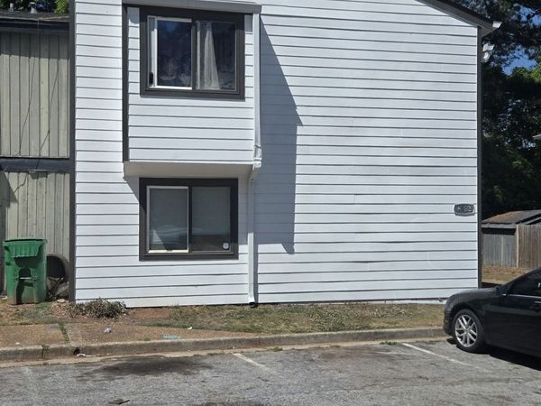 6022 Regent Manor, Lithonia, GA 30058