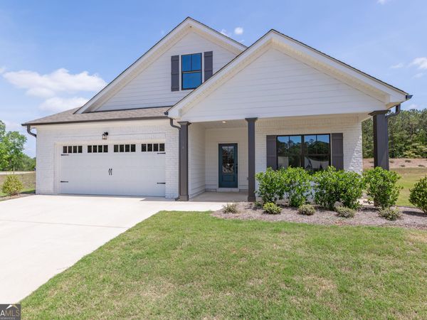 316 Hammerstone Court, Senoia, GA 30276