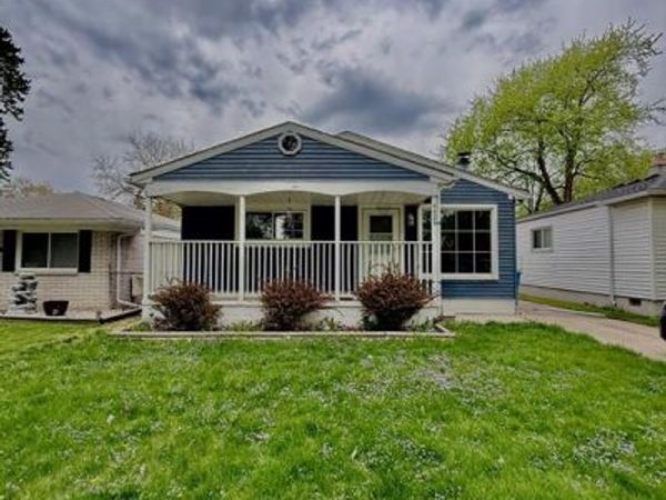 4428 Bedford Street , Dearborn Heights, MI 48125