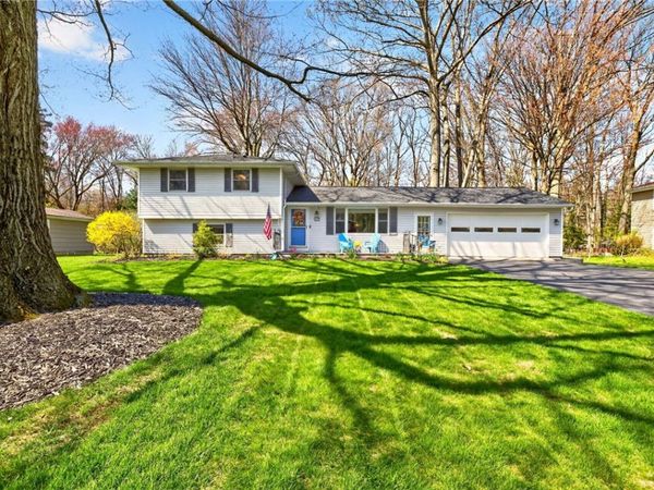 436 Brookwood Drive, Webster, NY 14580