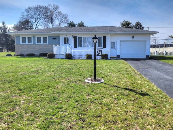 71 Fox Meadow Road , Rochester, NY 14626