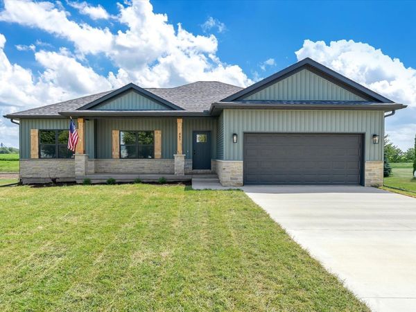455 Rhonda Road, New Liberty, IA 52765