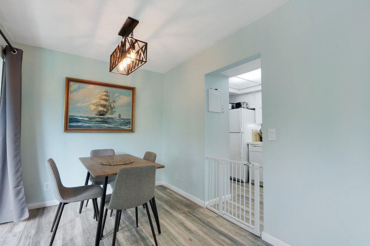 312 Southwind Drive, Unit 208, North Palm Beach, FL 33408 Photo