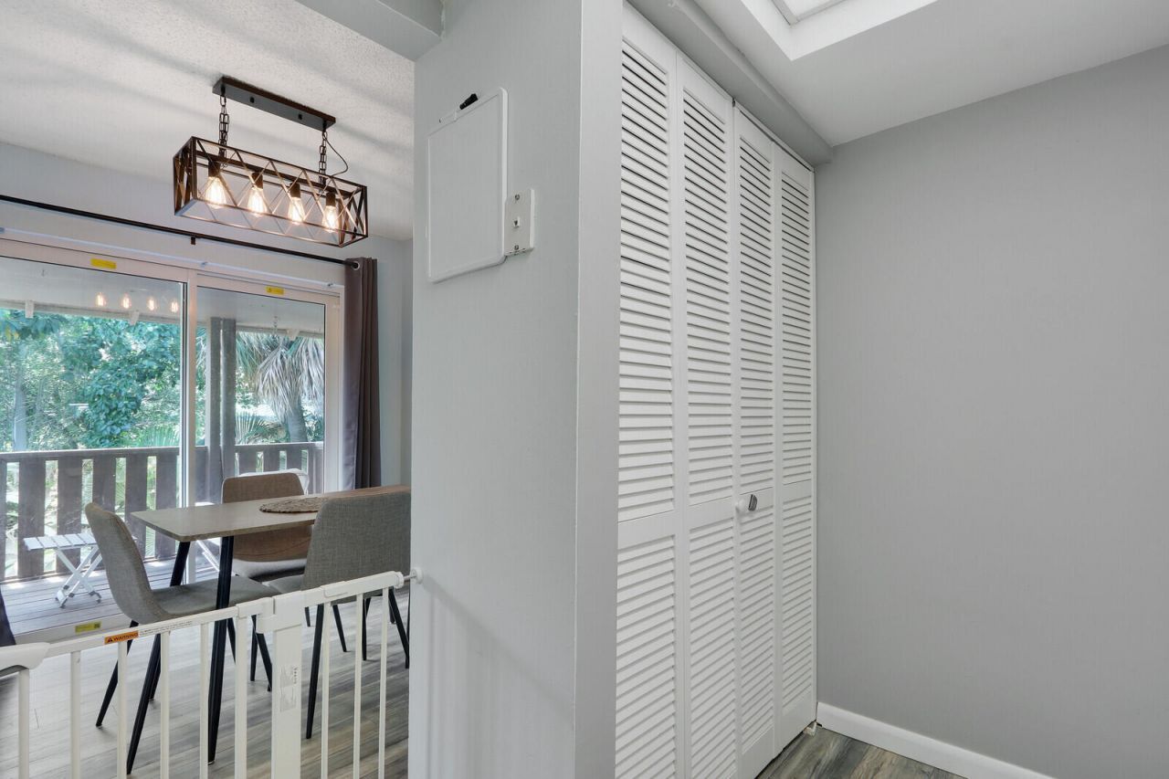 312 Southwind Drive, Unit 208, North Palm Beach, FL 33408 Photo