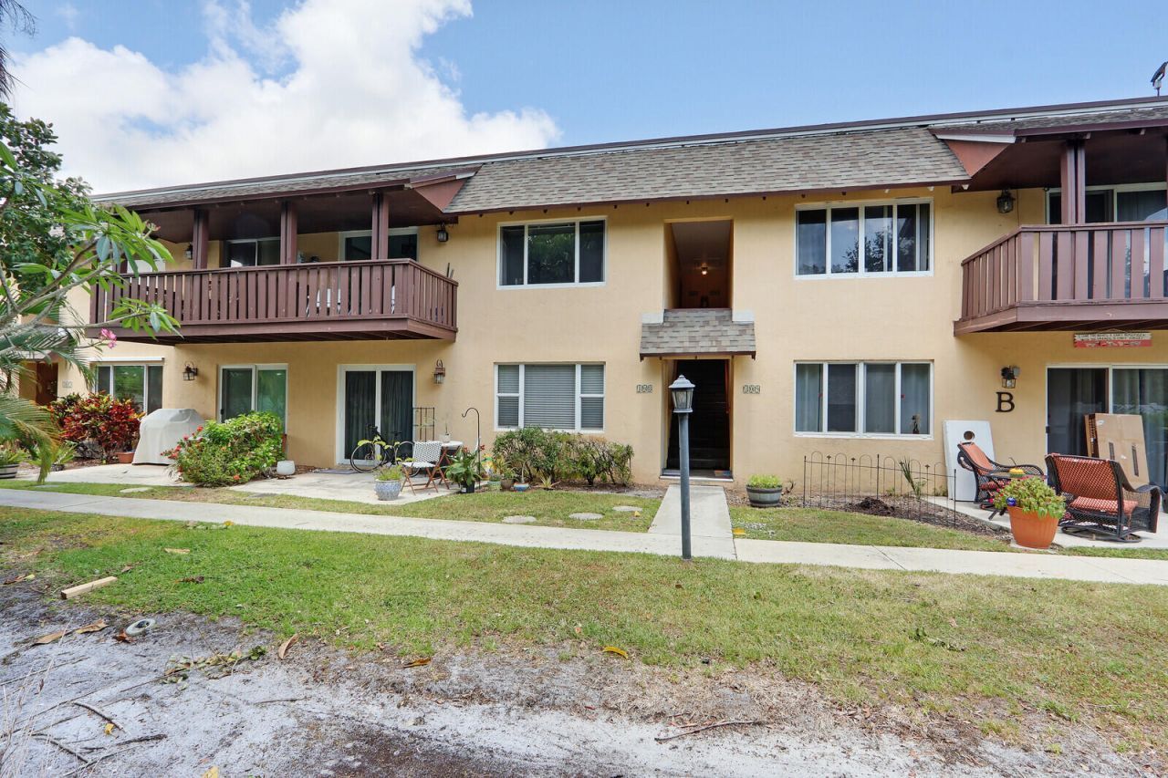 312 Southwind Drive, Unit 208, North Palm Beach, FL 33408 Photo