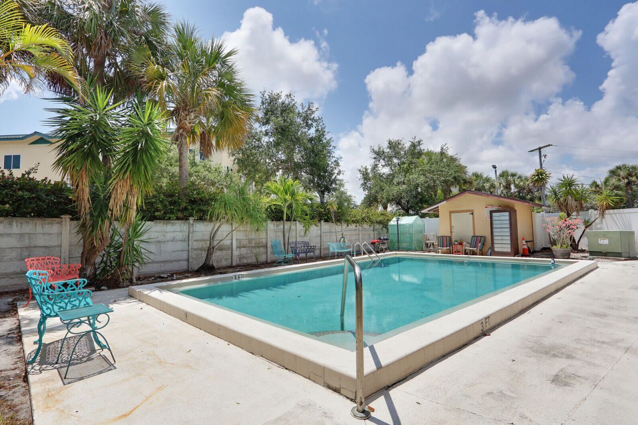 312 Southwind Drive, Unit 208, North Palm Beach, FL 33408 Photo