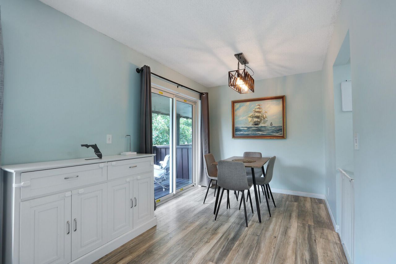 312 Southwind Drive, Unit 208, North Palm Beach, FL 33408 Photo