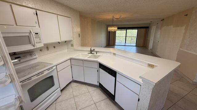 2238 N Cypress Bend Drive, Unit 406, Pompano Beach, FL 33069 Photo