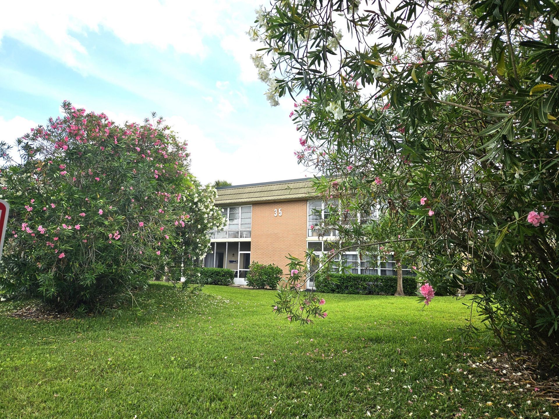 35 Vista Gardens Trail, Unit 106, Vero Beach, FL 32962 Main Photo