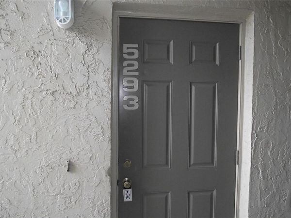 5293 VINELAND ROAD, Unit C104, ORLANDO, FL 32811