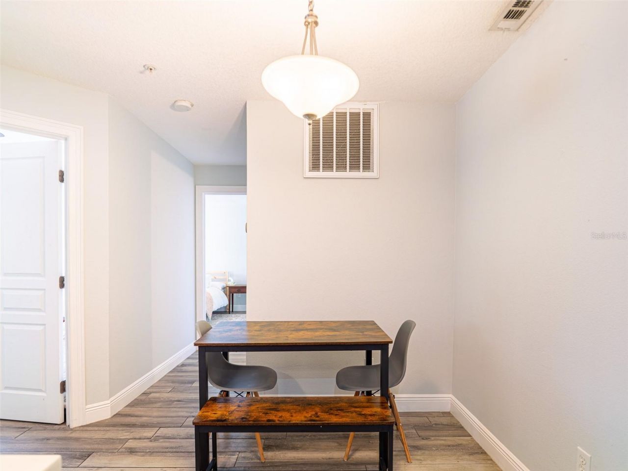 249 Afton Square, Unit 211, Altamonte Springs, FL 32714 Photo
