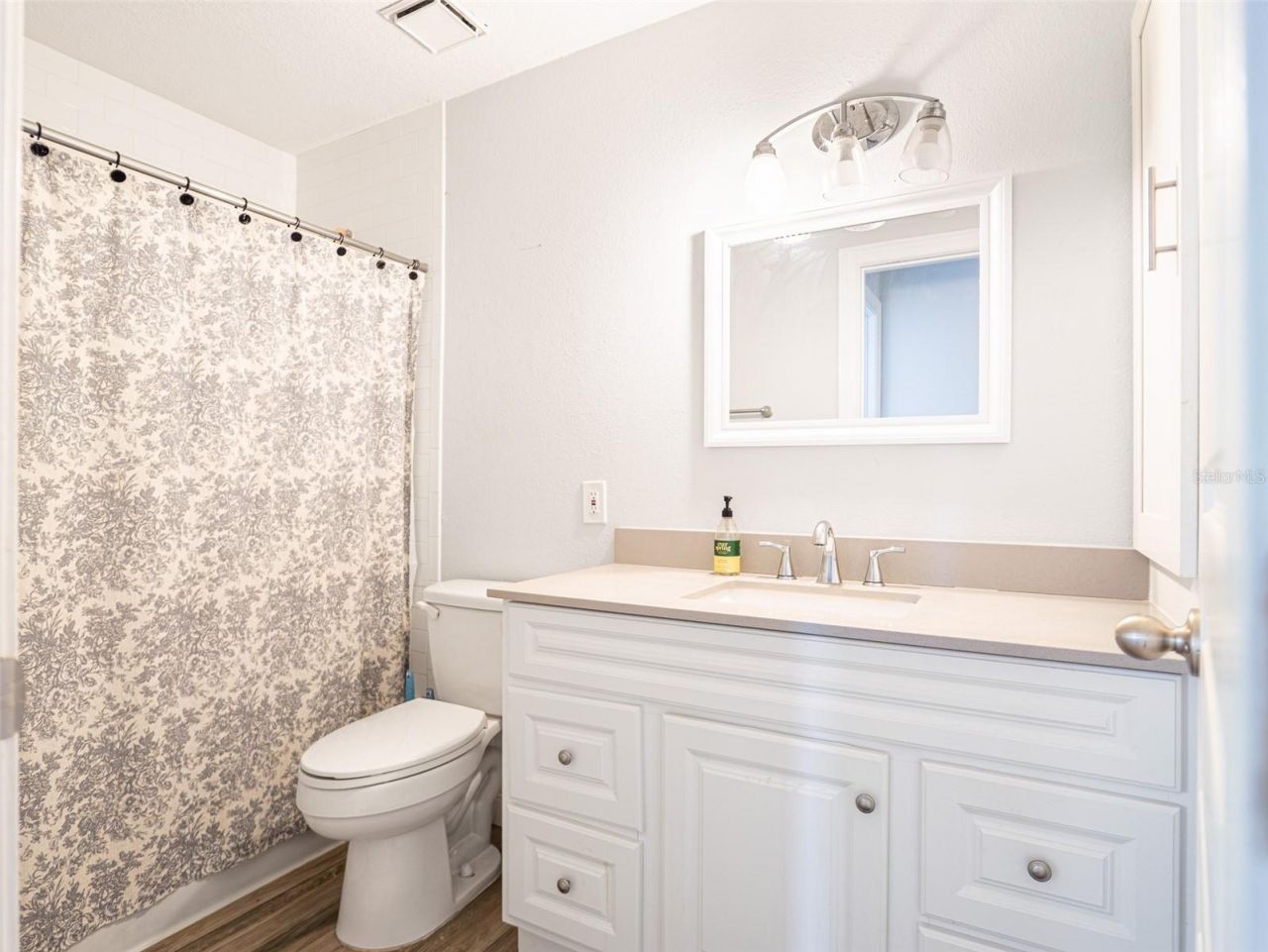 249 Afton Square, Unit 211, Altamonte Springs, FL 32714 Photo