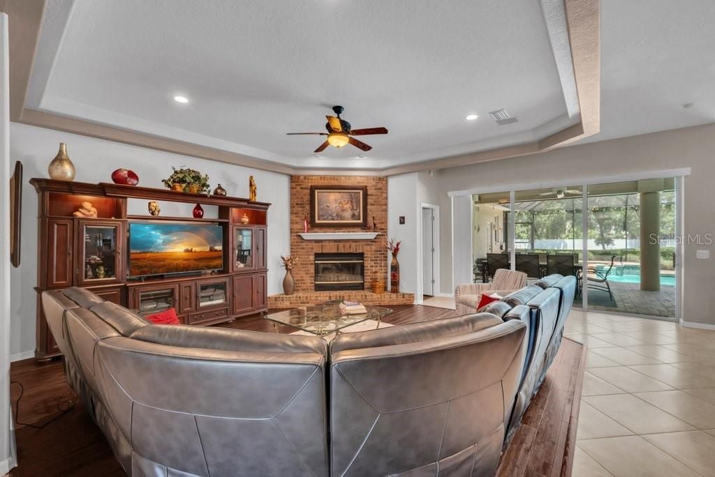 2221 Valrico Forest Drive, Valrico, FL 33594 Photo