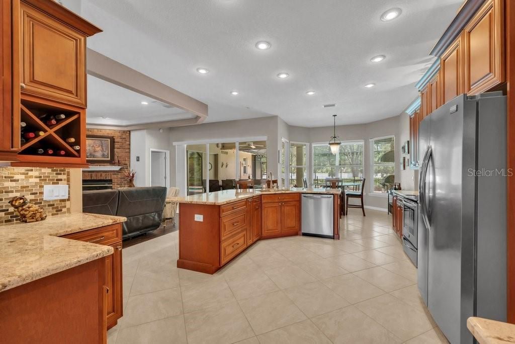 2221 Valrico Forest Drive, Valrico, FL 33594 Photo