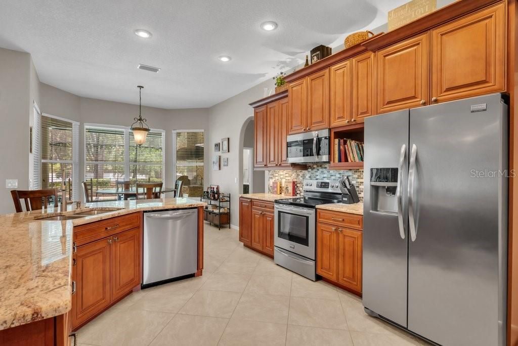2221 Valrico Forest Drive, Valrico, FL 33594 Photo