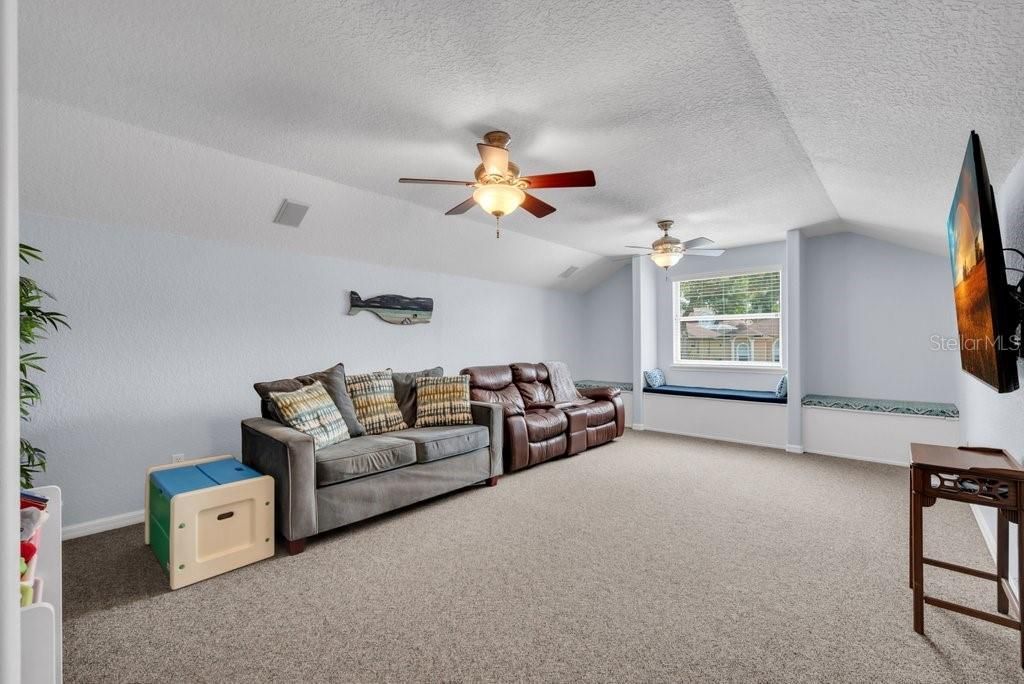 2221 Valrico Forest Drive, Valrico, FL 33594 Photo