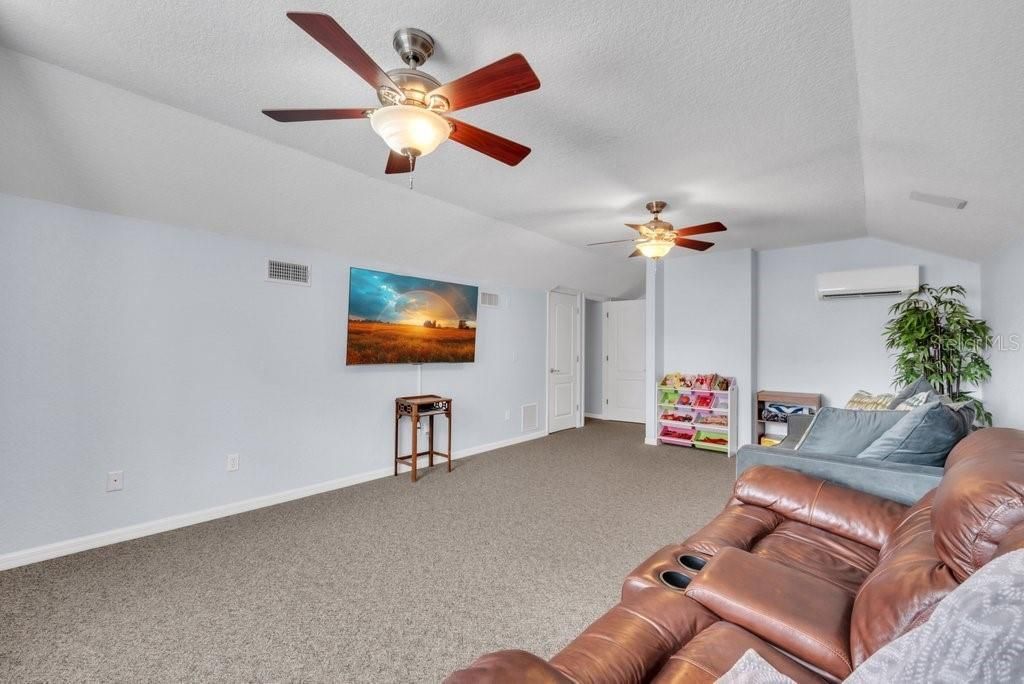 2221 Valrico Forest Drive, Valrico, FL 33594 Photo