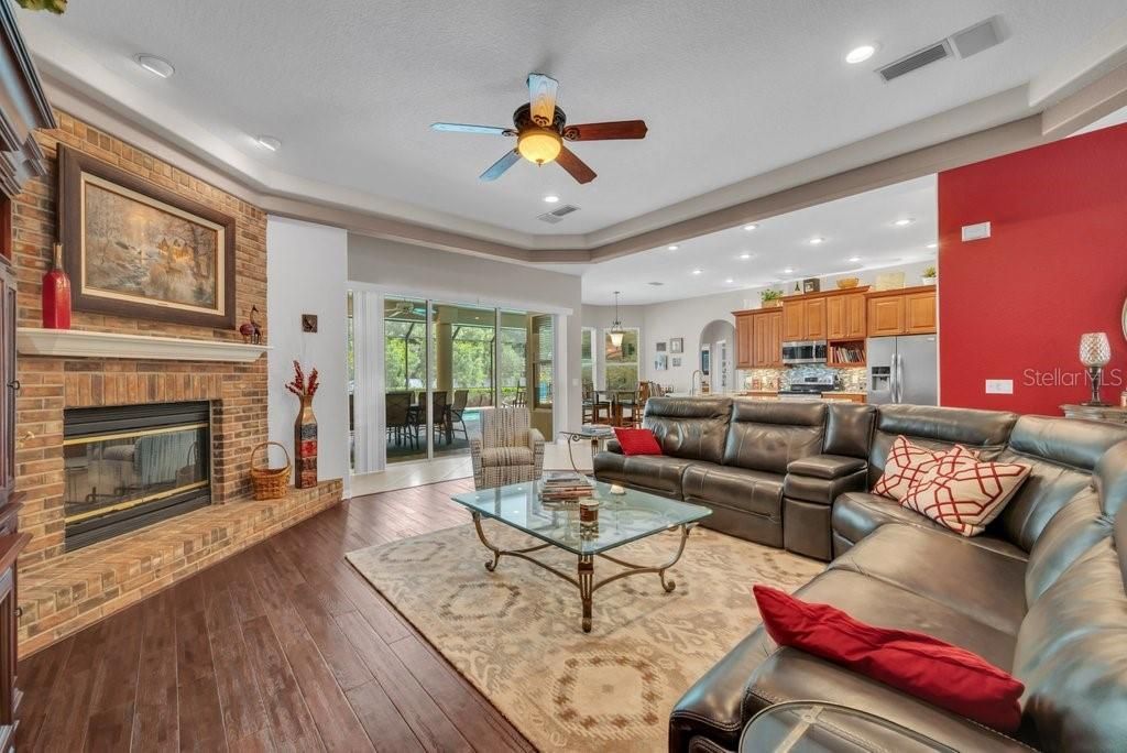 2221 Valrico Forest Drive, Valrico, FL 33594 Photo