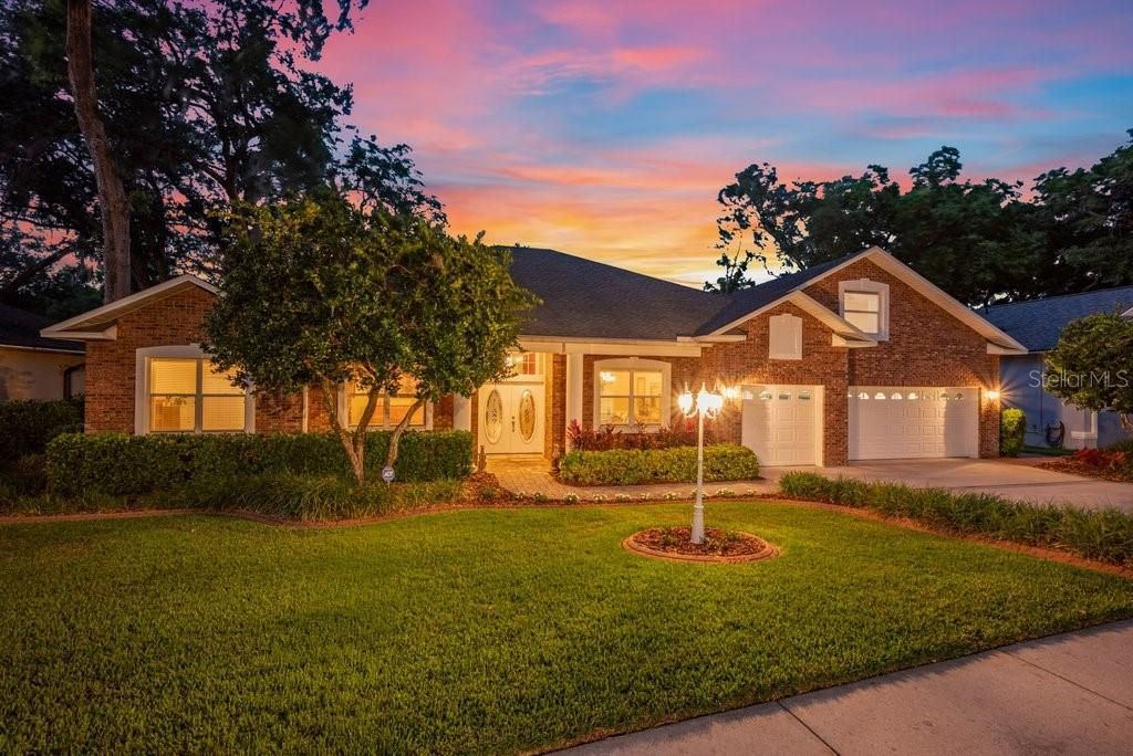 2221 Valrico Forest Drive, Valrico, FL 33594 Photo