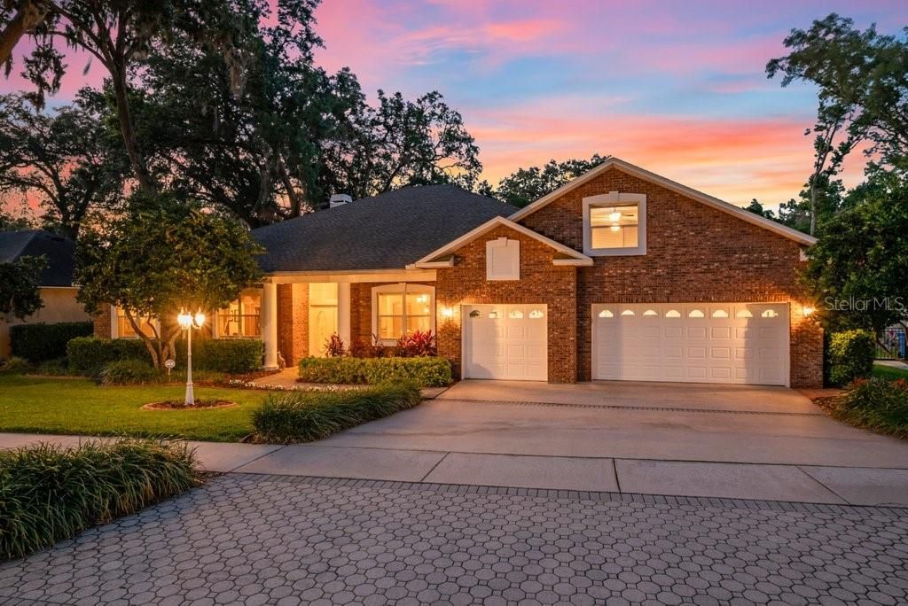 2221 Valrico Forest Drive, Valrico, FL 33594 Photo
