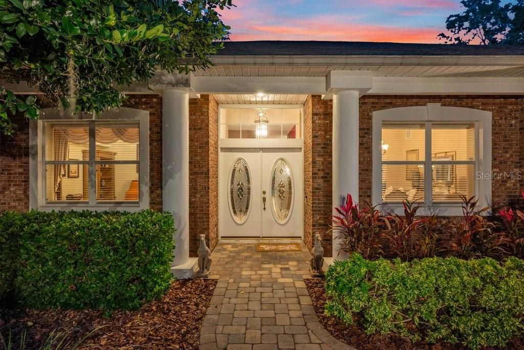 2221 Valrico Forest Drive, Valrico, FL 33594 Photo